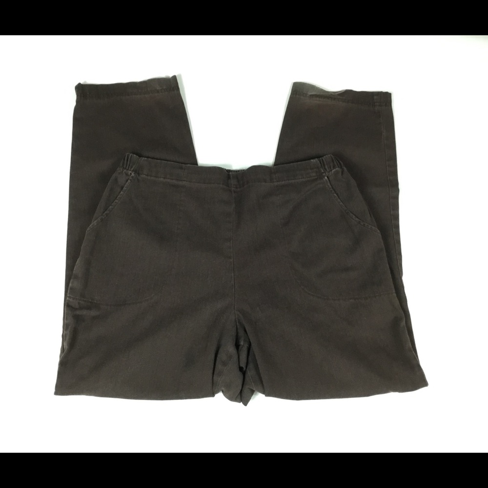 Capri womens size 16P brown Croft & Barrow elastic